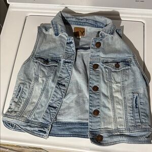 American Eagle Women’s Denim Vest with Button Details
